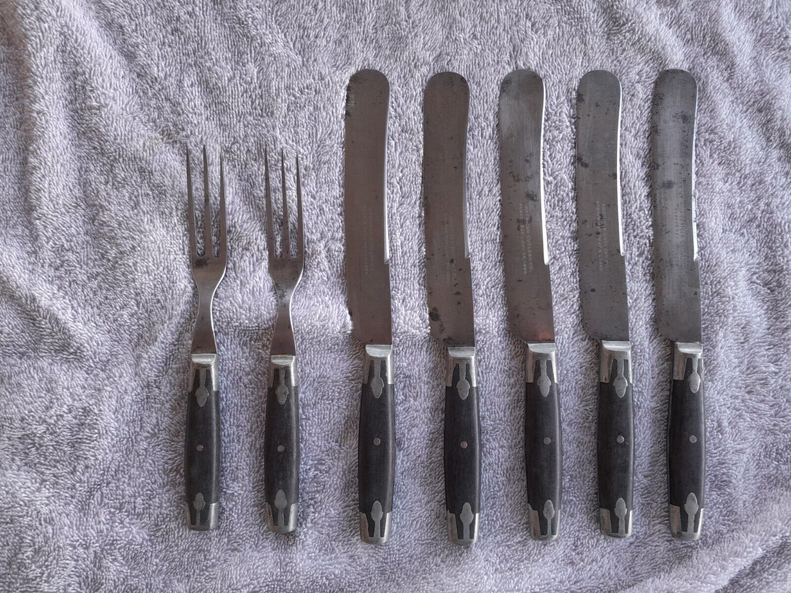 Late 1800's American Cutlery Co. Knives & Forks (Qty 7)