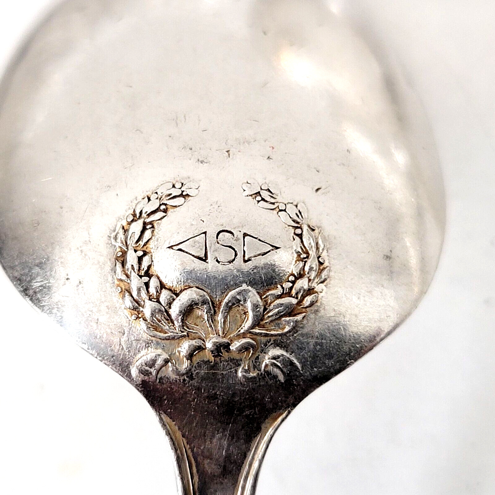 E.H.H. Smith Silver Co Marie Antoinette Silverplate Set of 40 1900's Monogram