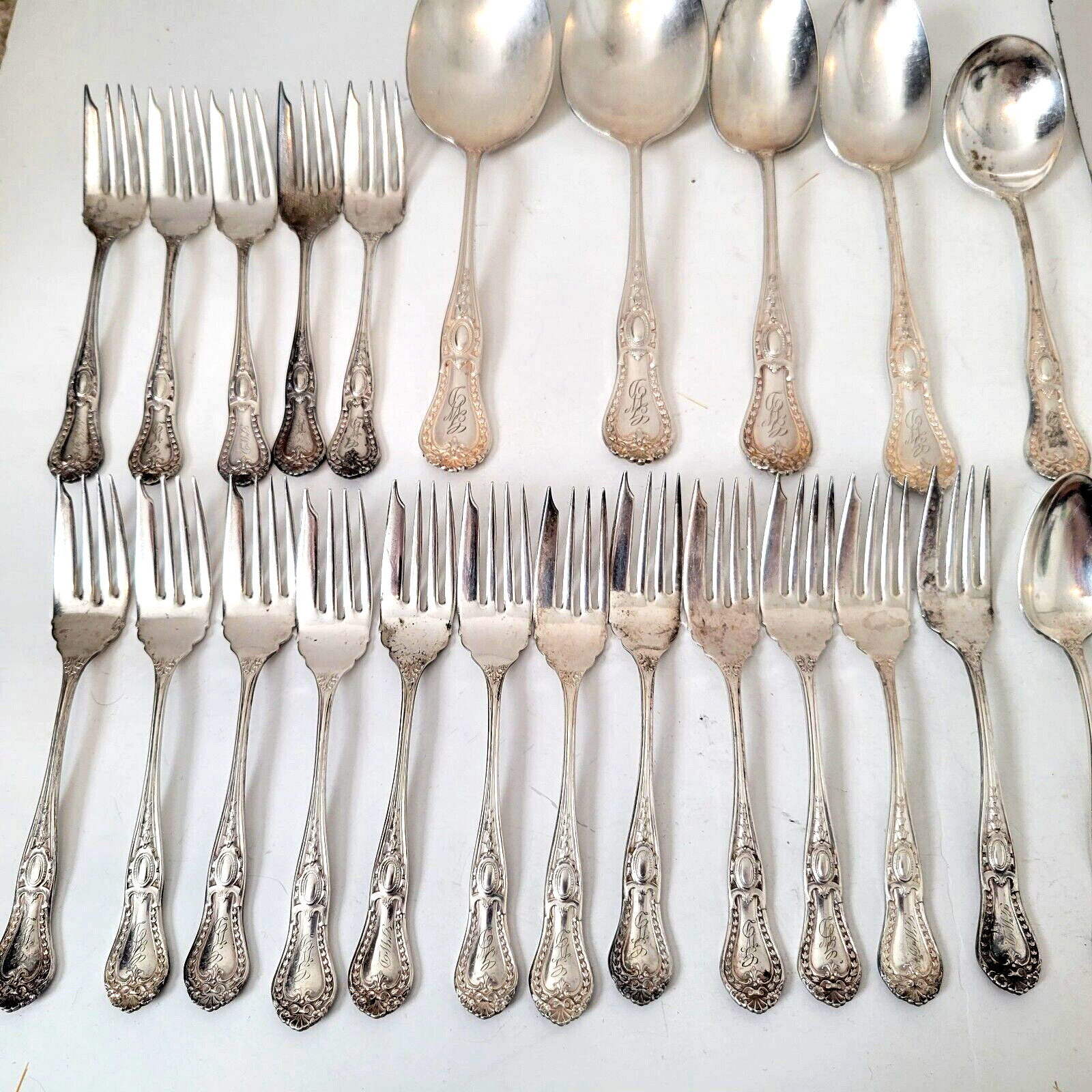 E.H.H. Smith Silver Co Marie Antoinette Silverplate Set of 40 1900's Monogram