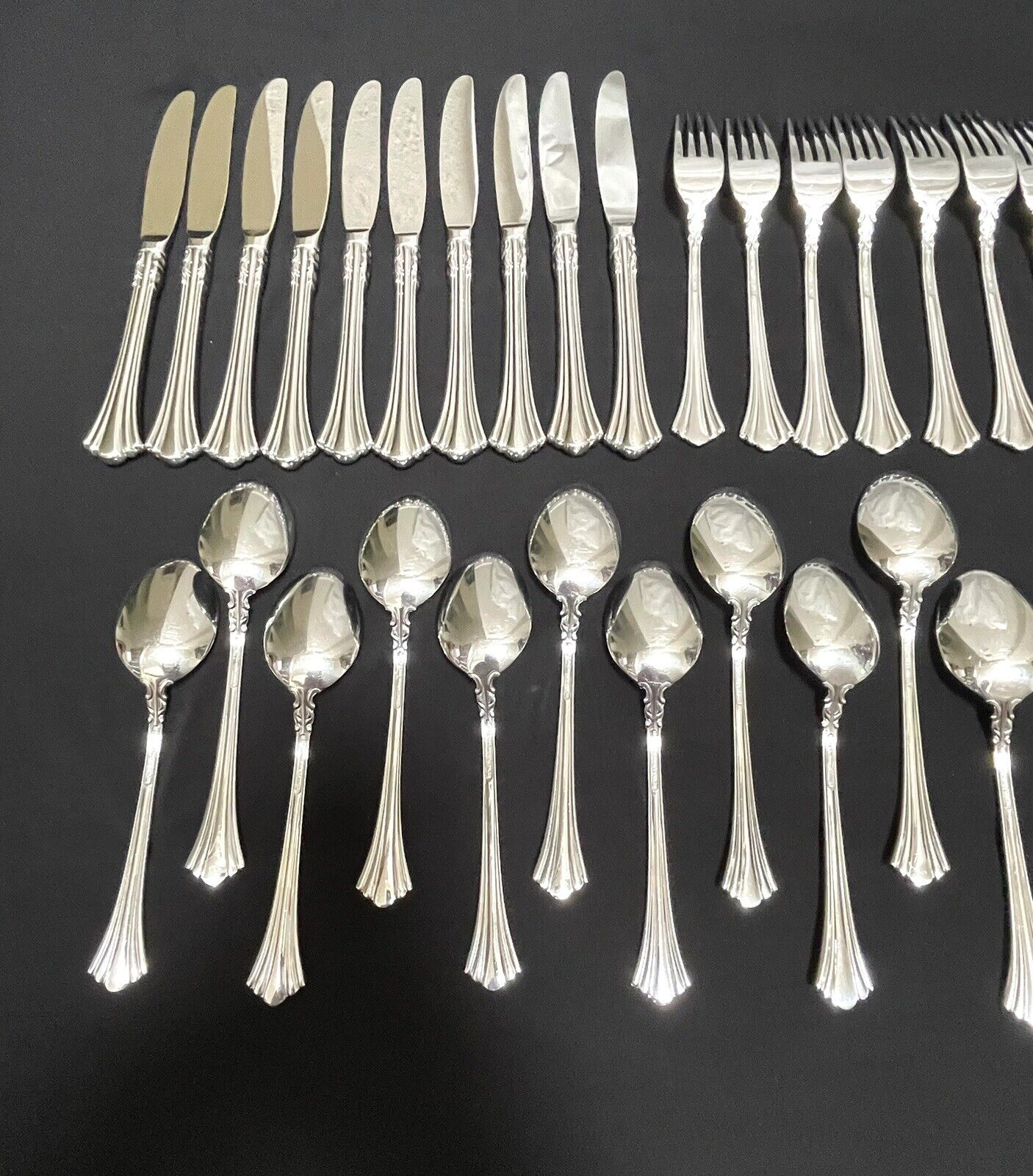 Vintage REED & BARTON 1800 Stainless Steel DELUXE Fancy Flatware Lot 45 Pieces