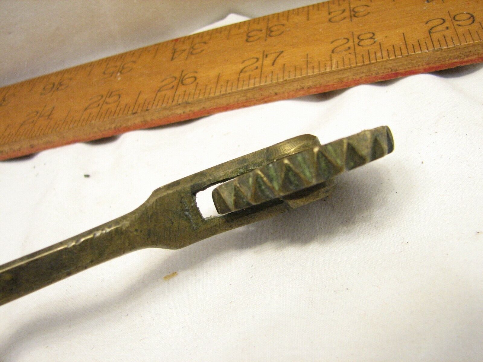 Antique 1800s Heavy Brass Wheel Pie Crimper Dough Cutter Primitive Kitchen Tool