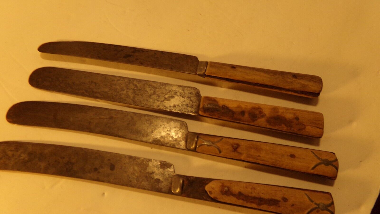 ANTIGUE KITCHEN KNIVES 1800s