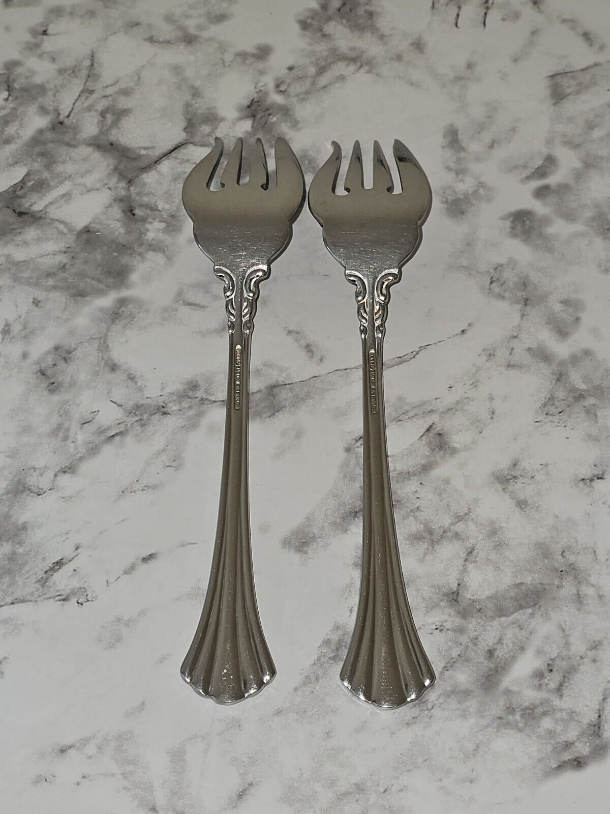 Reed & Barton Stainless 1800 Salad Fork (Set of 2)