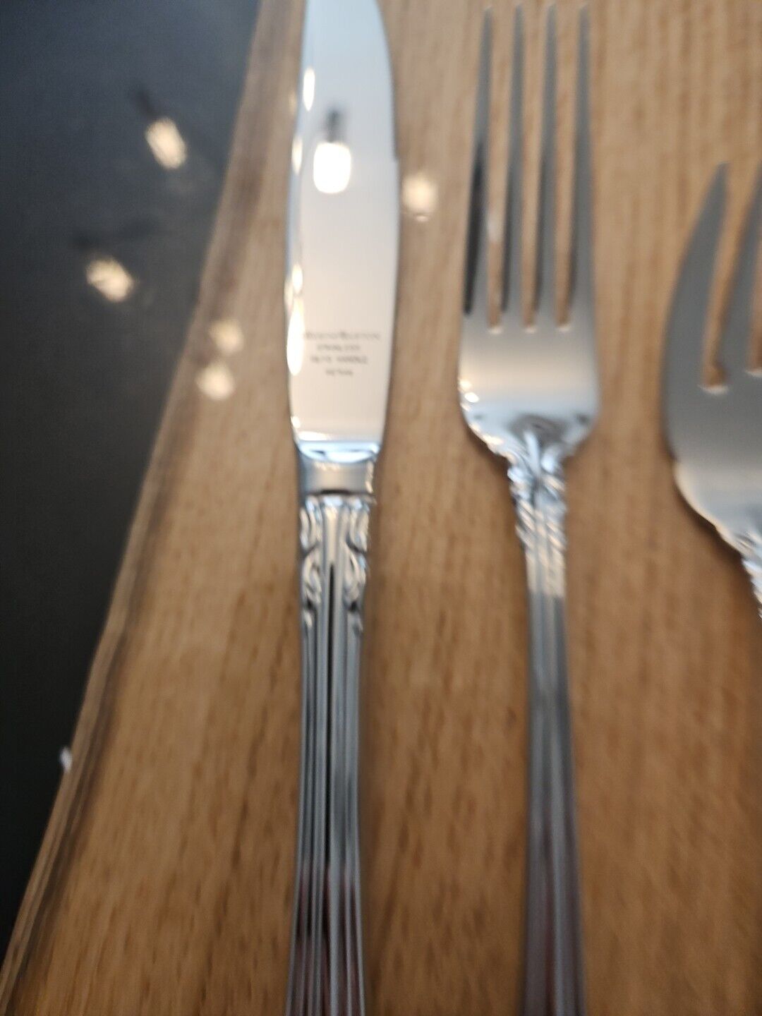 Reed & Barton 1800 Stainless Steel 5pc. Place Setting (Service for One)