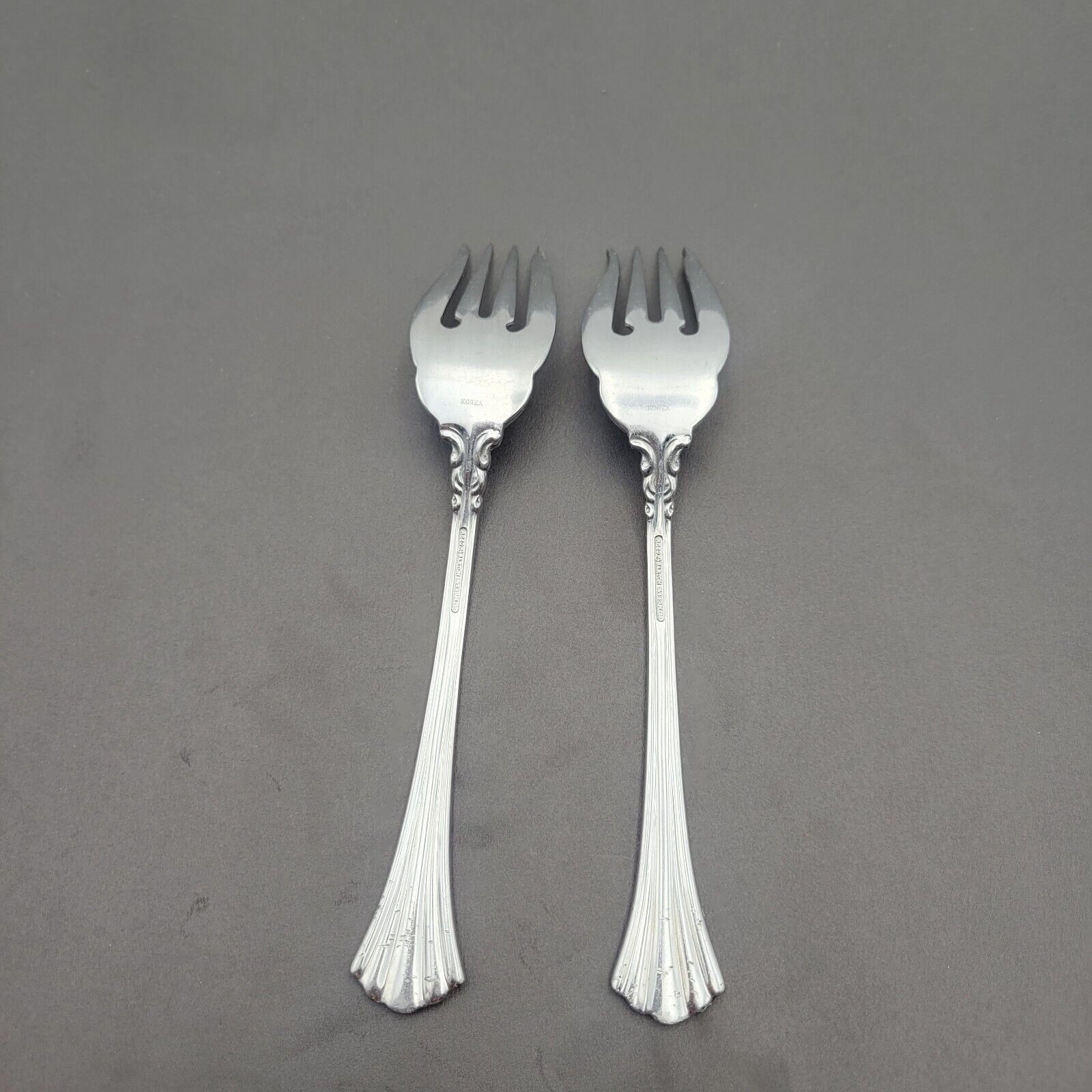 Reed Barton 1800 Stainless 18/8 Salad Forks 6 1/2” Korea Set of 2