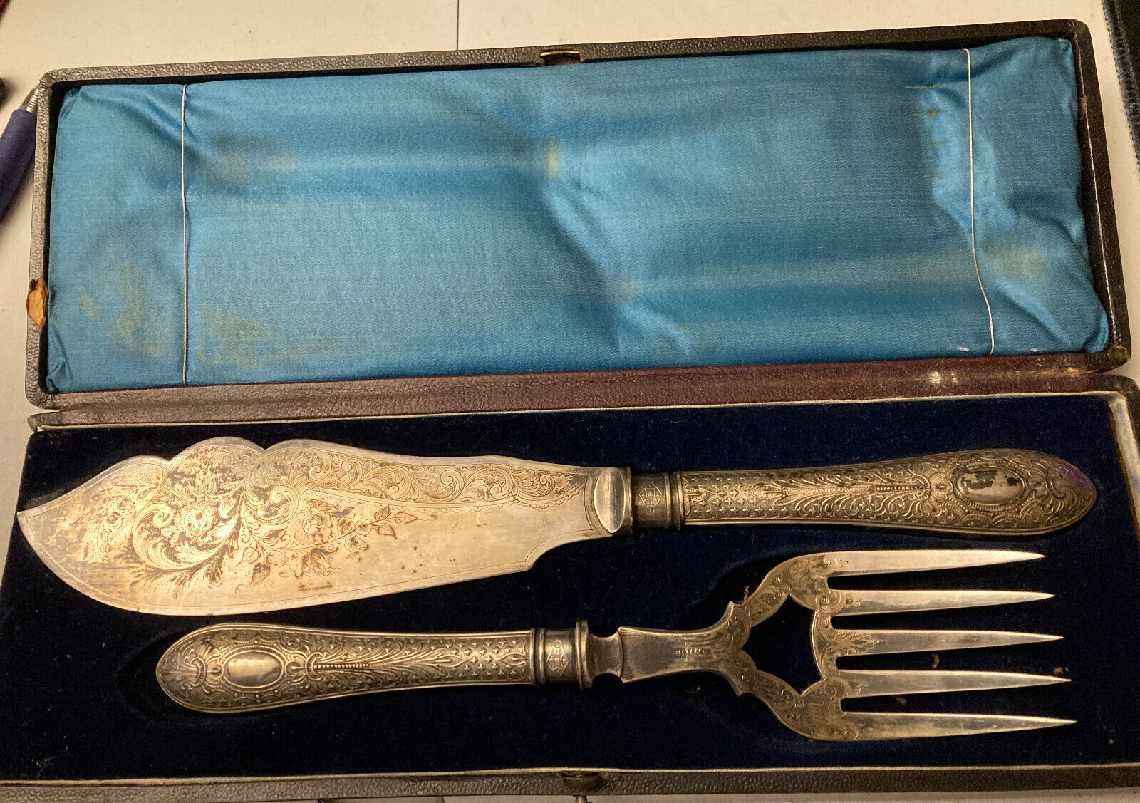 ANTIQUE VICTORIAN SILVER PLATED FISH CUTLERY SET 1800's WILLIAM HUTTON & SONS