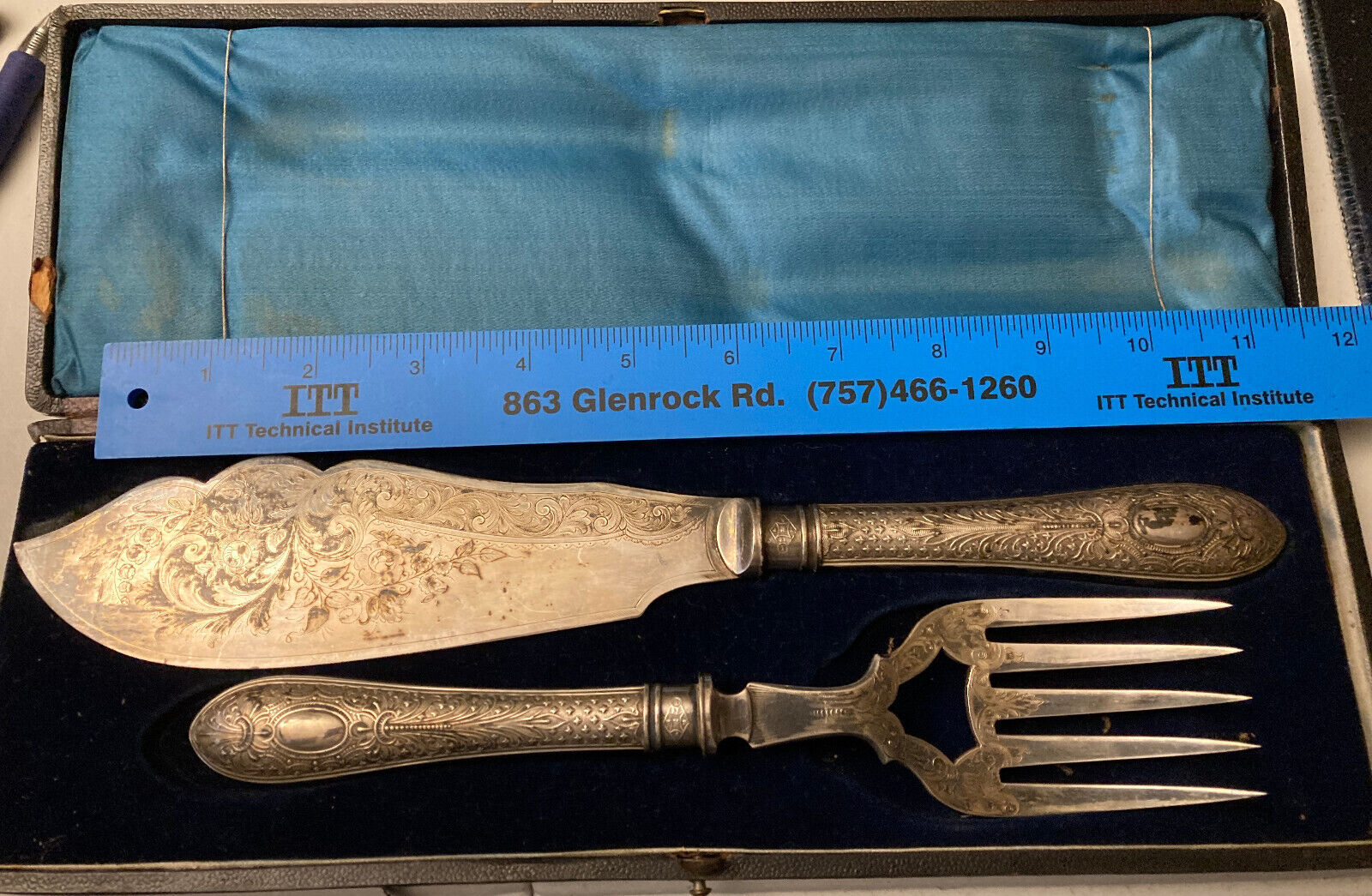 ANTIQUE VICTORIAN SILVER PLATED FISH CUTLERY SET 1800's WILLIAM HUTTON & SONS