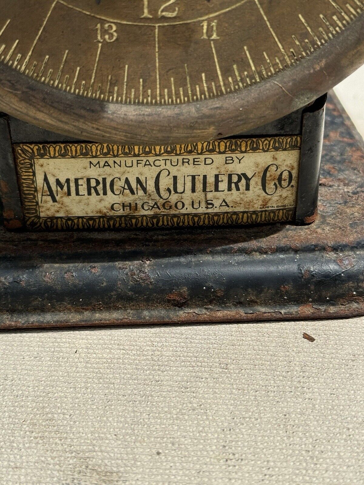 Antique 1900’s American Cutlery Co. American Family 24 Lb Scale & Ceramic Plate