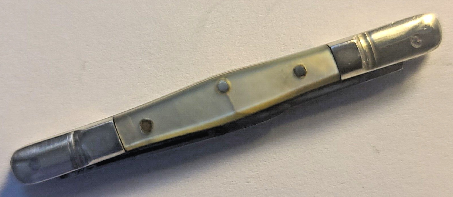 VINTAGE 1900s CONCO CUTLERY CO. 3.5" PEARLHANDLE NICKELSILVER BOLSTERS PEN KNIFE