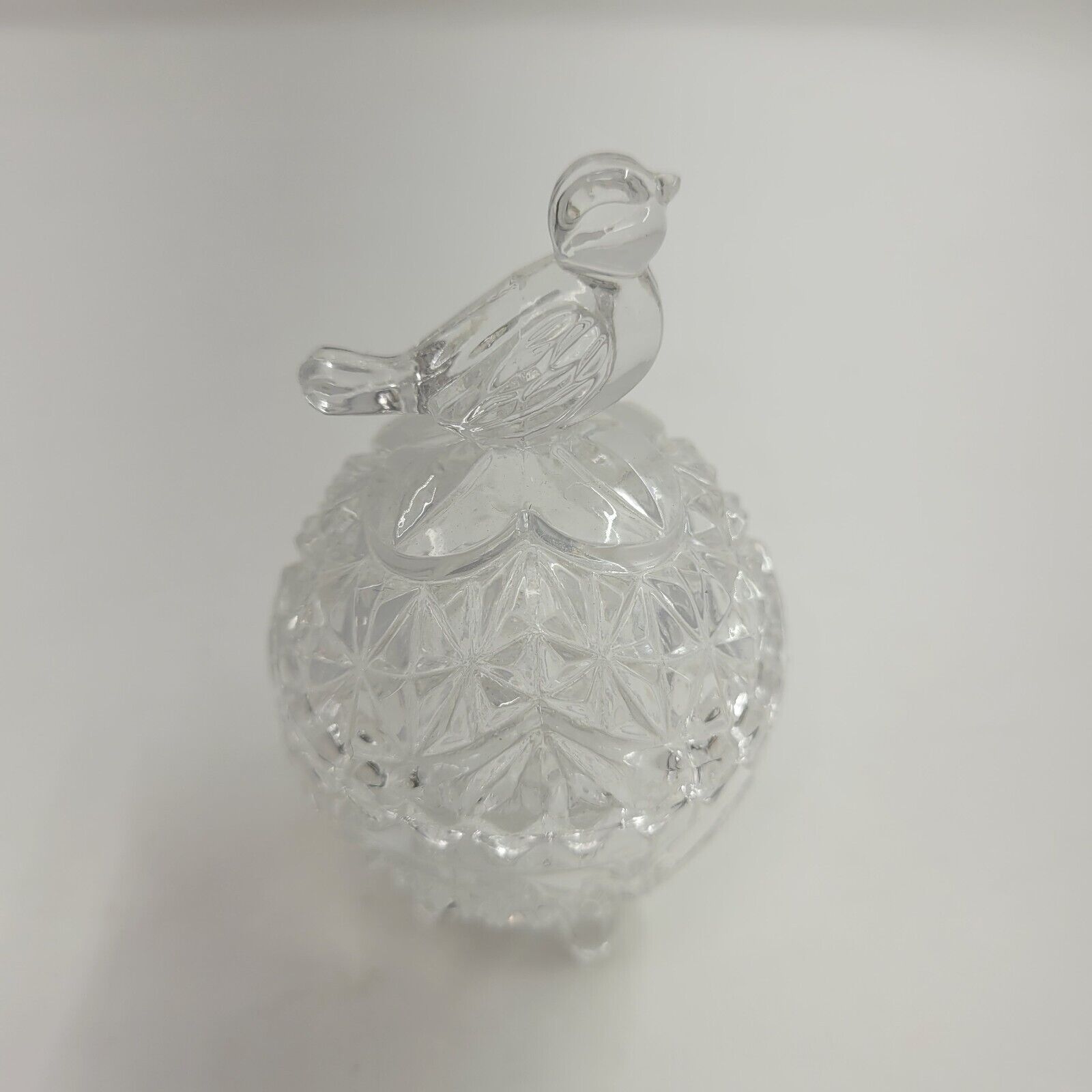 VTG HOFBAUER BYRDES 3.25" Crystal Trinket Box w/Bird, W. Germany Mid-late 1900s