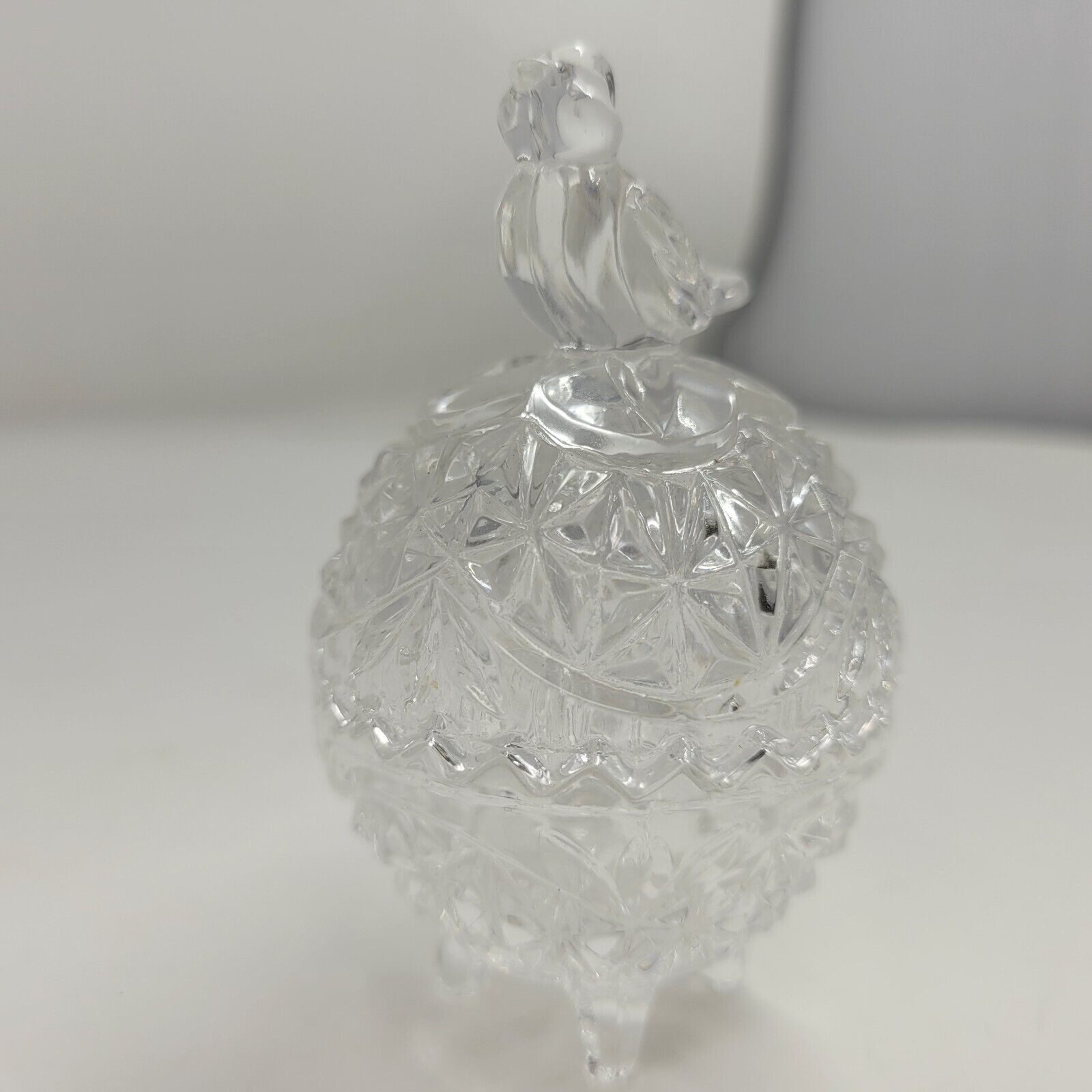 VTG HOFBAUER BYRDES 3.25" Crystal Trinket Box w/Bird, W. Germany Mid-late 1900s