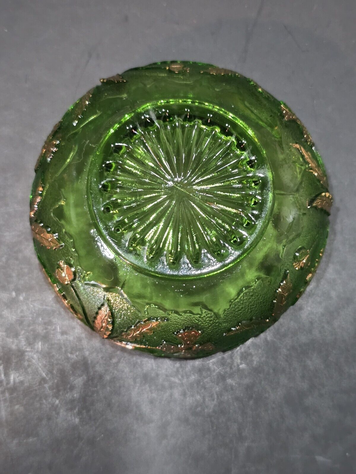 PRESSED GLASS, GILT GREEN TABLE ITEMS 19TH CENTURY ( 1800S )