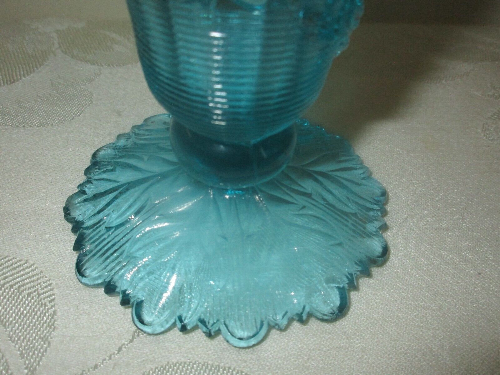 ANTIQUE 1800'S NORTHWOOD BLUE OPALESCENT GLASS FLUTED FOOTED VASE, RAISED RELIEF