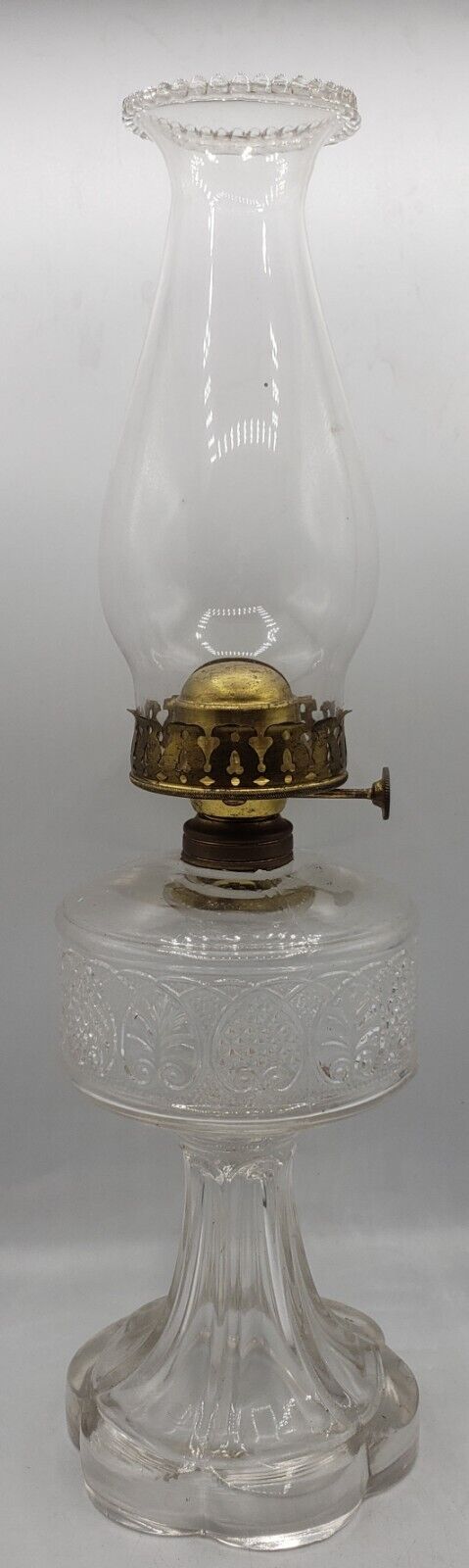 c.1870s PALMETTE Bryce Walker & Co. Glass Oil Lamp EAPG & M. Brass Arctic Burner