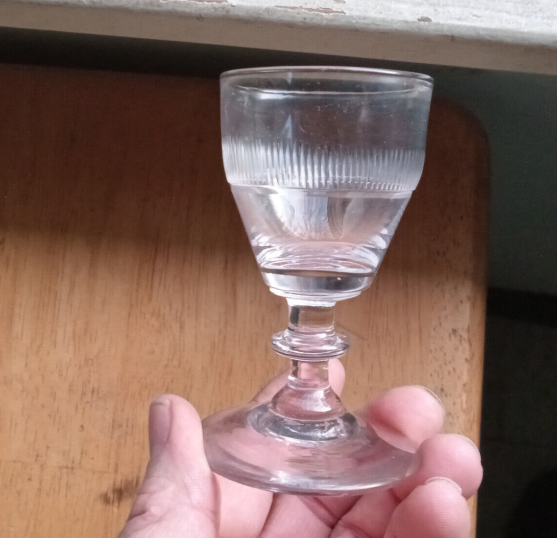 1790s FREE BLOWN PONTILED COLONIAL ERA WINE GLASS WHEEL CUT ICICLE RIB BAND