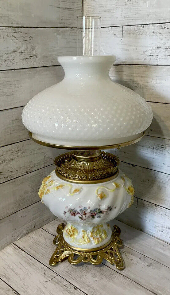 Antique VICTORIAN GWTW EAPG FOSTORIA Kerosene Oil Parlor Lamp w/Hobnail Shade