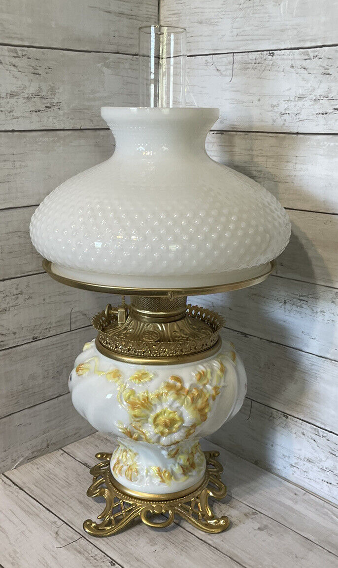 Antique VICTORIAN GWTW EAPG FOSTORIA Kerosene Oil Parlor Lamp w/Hobnail Shade
