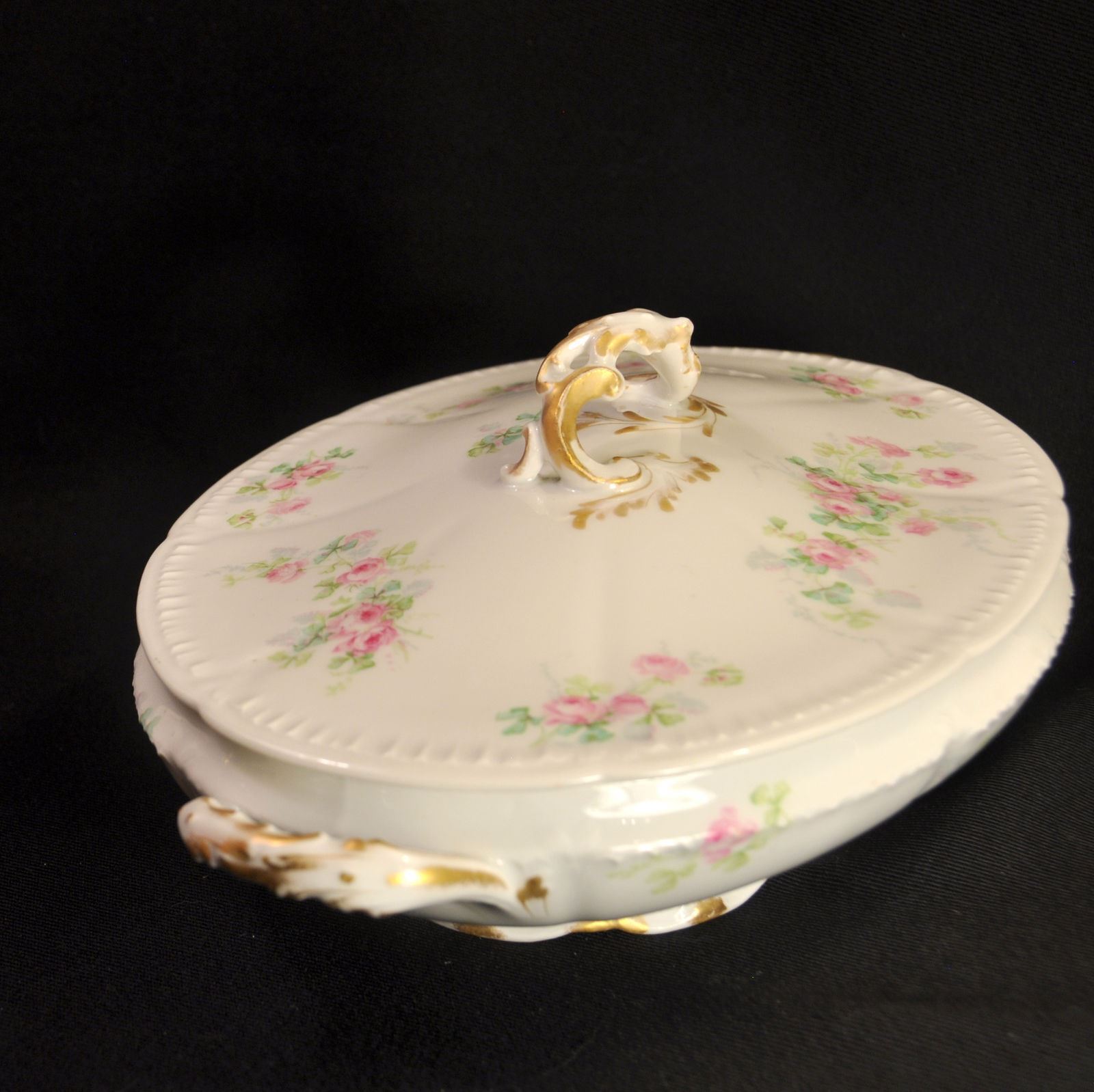 GDA Charles Field Haviland Vegetable Bowl Oval Covered Gold Pink Roses Limoges