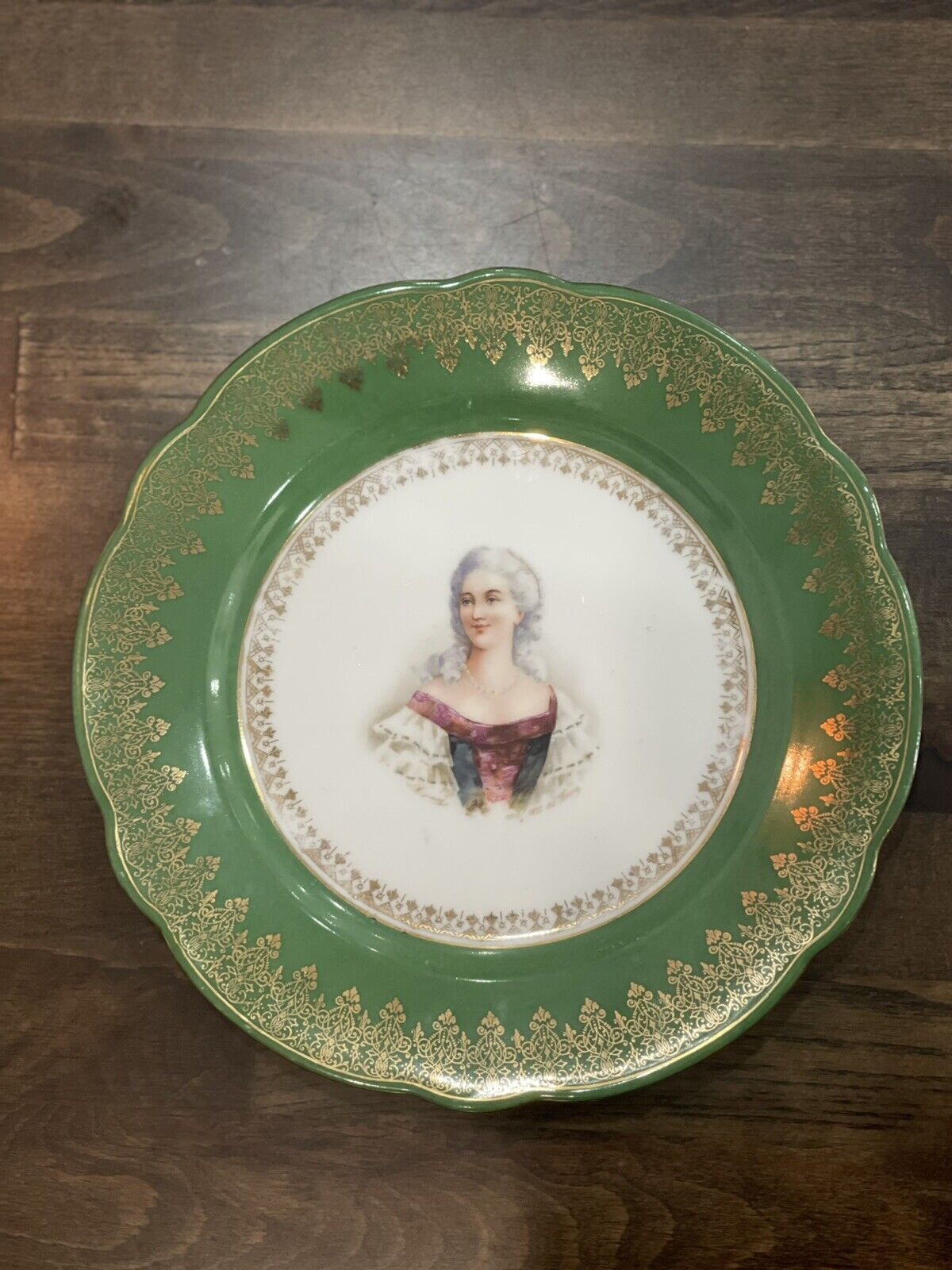 Exquisite Antique Higgins & Seiter Portrait Plate - Early 1900s Collectible