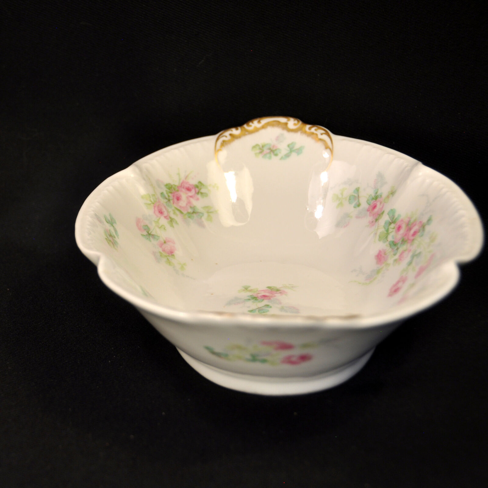 GDA Charles Field Haviland Limoges Oval Vegetable Bowl Pink Roses Green Shamrock
