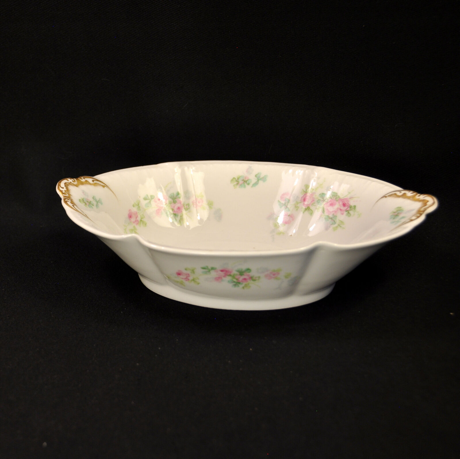 GDA Charles Field Haviland Limoges Oval Vegetable Bowl Pink Roses Green Shamrock
