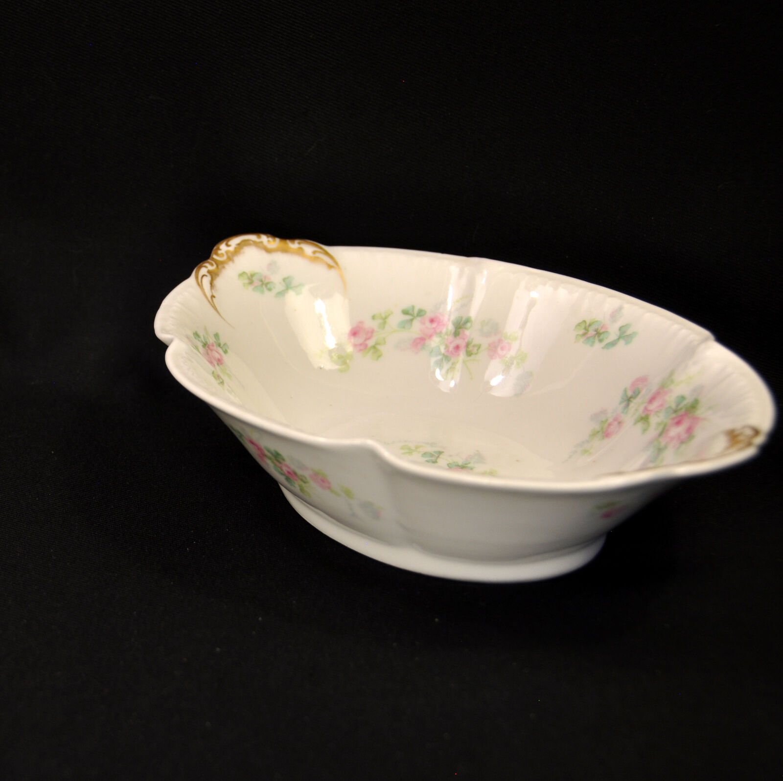 GDA Charles Field Haviland Limoges Oval Vegetable Bowl Pink Roses Green Shamrock