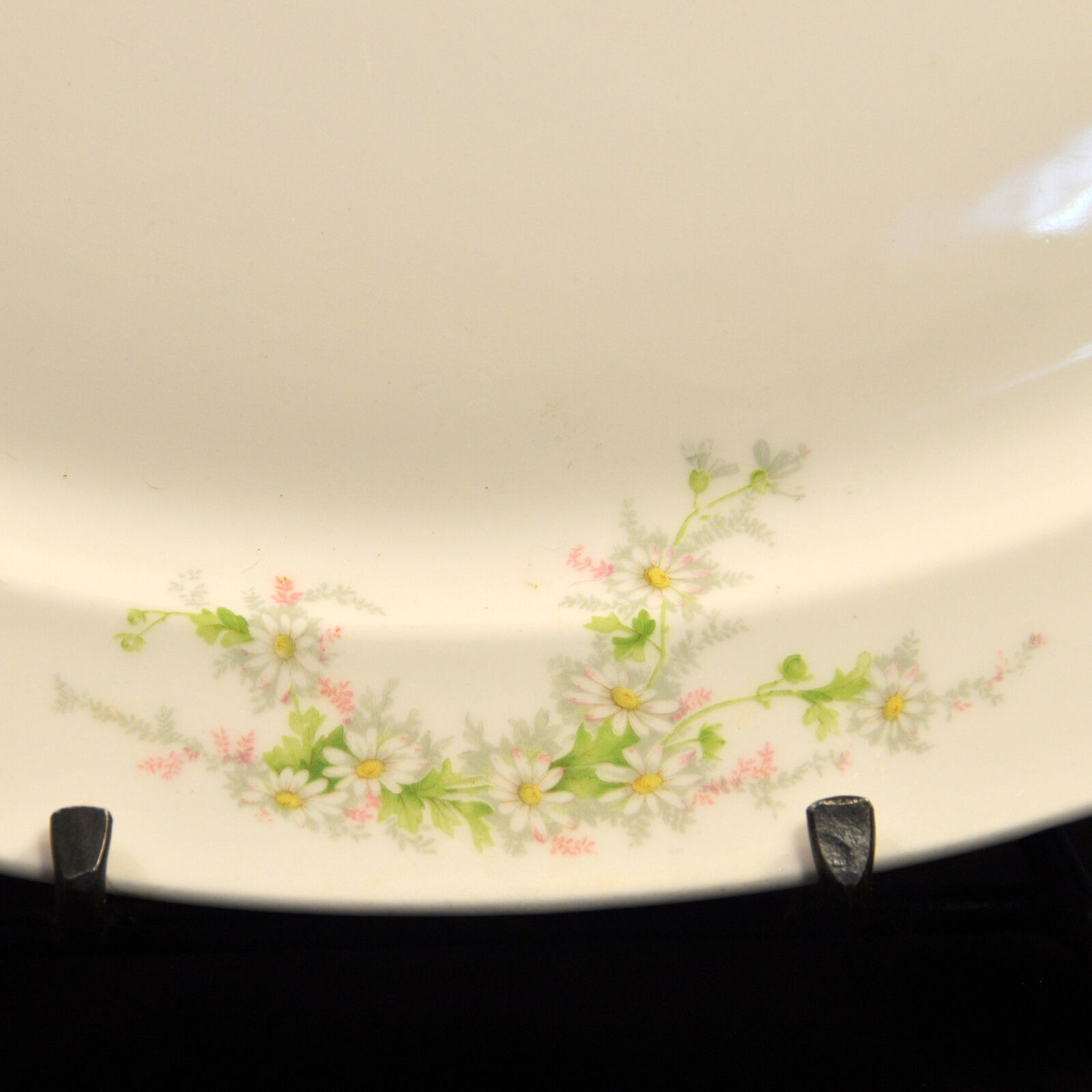 Limoges Guerin Platter 18 1/2" X 13 3/8" Embossing 1900-1932 Daisy Sprays w/Gold