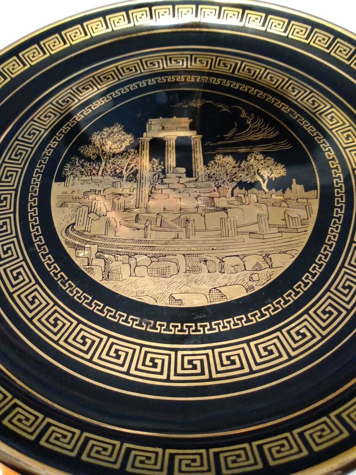 charger plates set of 4.made in Greece with assorted images of Greek life 