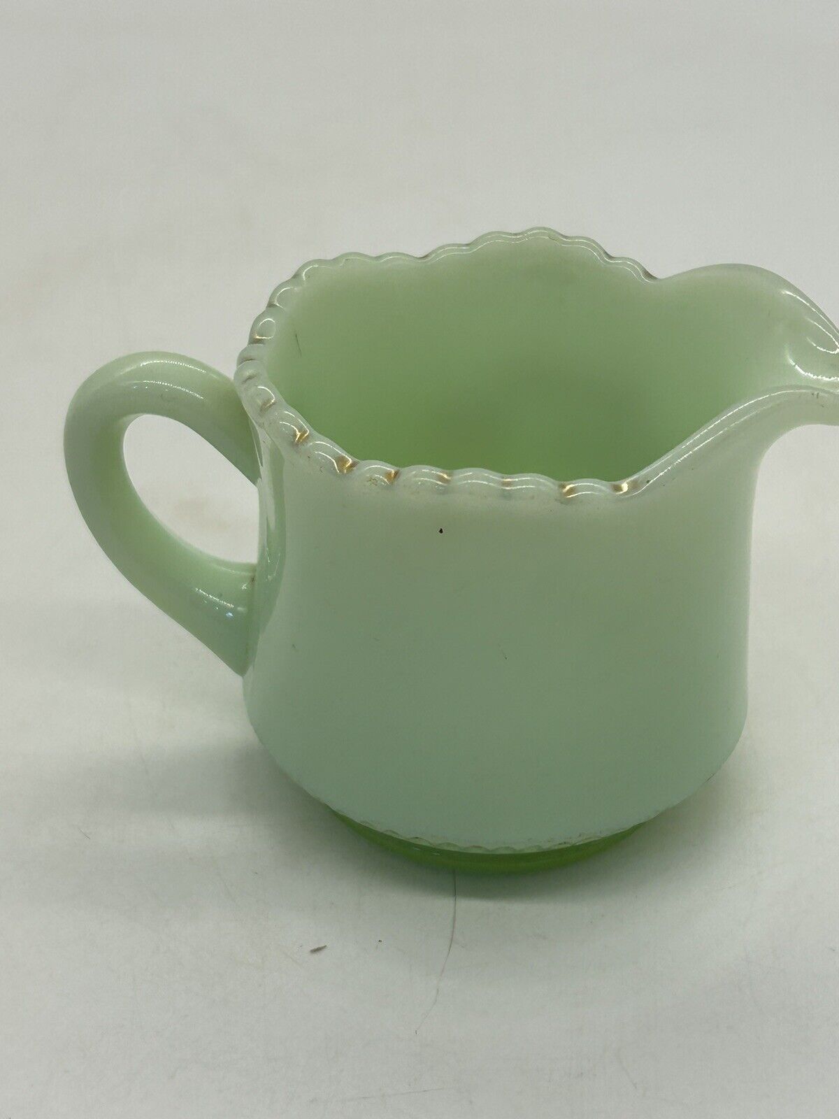 2.75” Tall CUSTARD GLASS SOUVENIR ElGIN ILLINOIS CUP 1900’s URANIUM GLASS