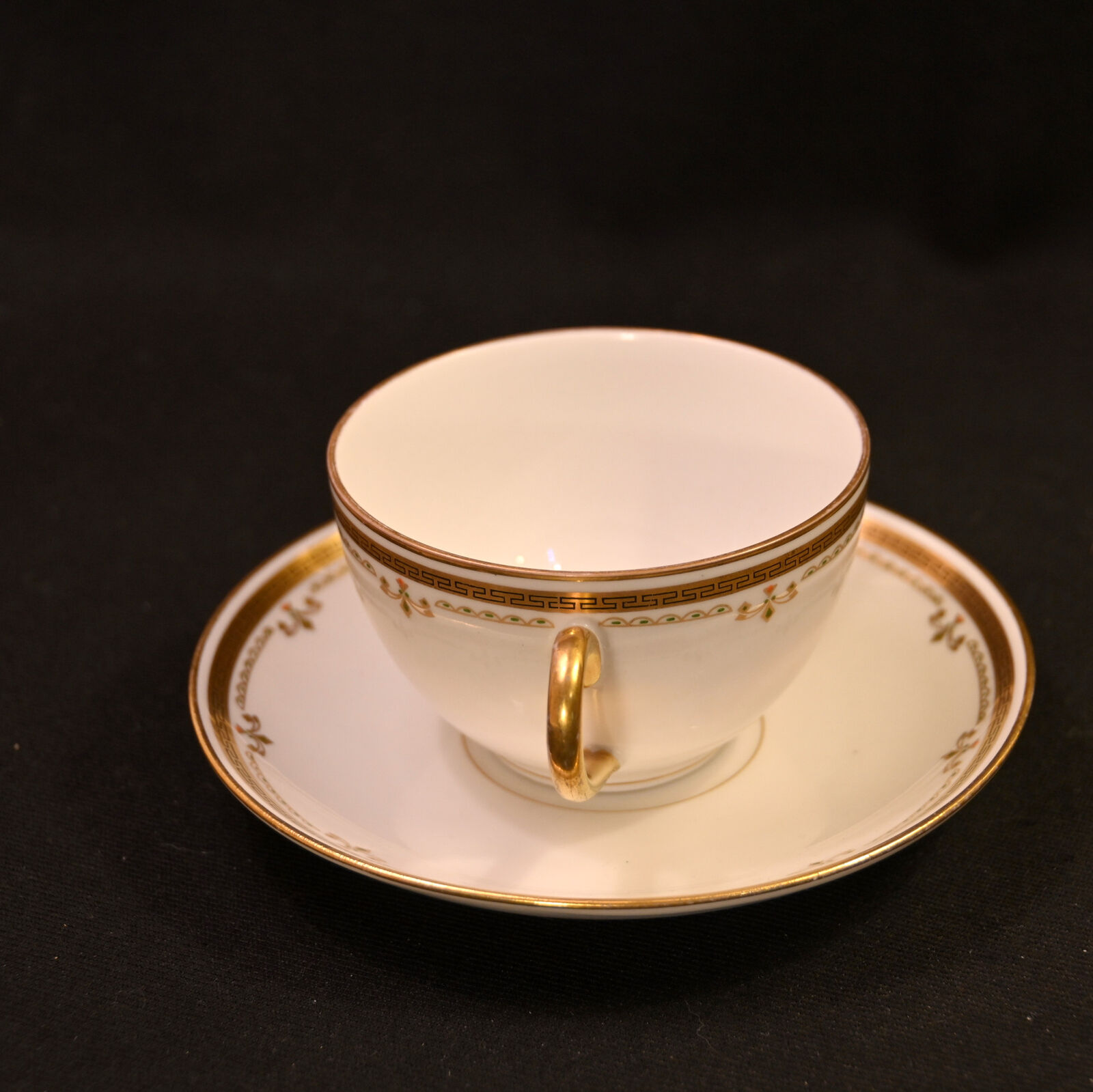 Limoges Bernardaud B&Co 2 Cups & Saucers 1900-1914 Greek Key Dainty Scrolls Gold