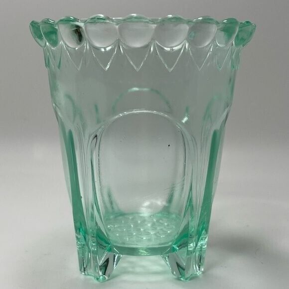 Antique EAPG Adams & Co No. 0016 Spooner, Apple Green (Uranium Glow) c1880s