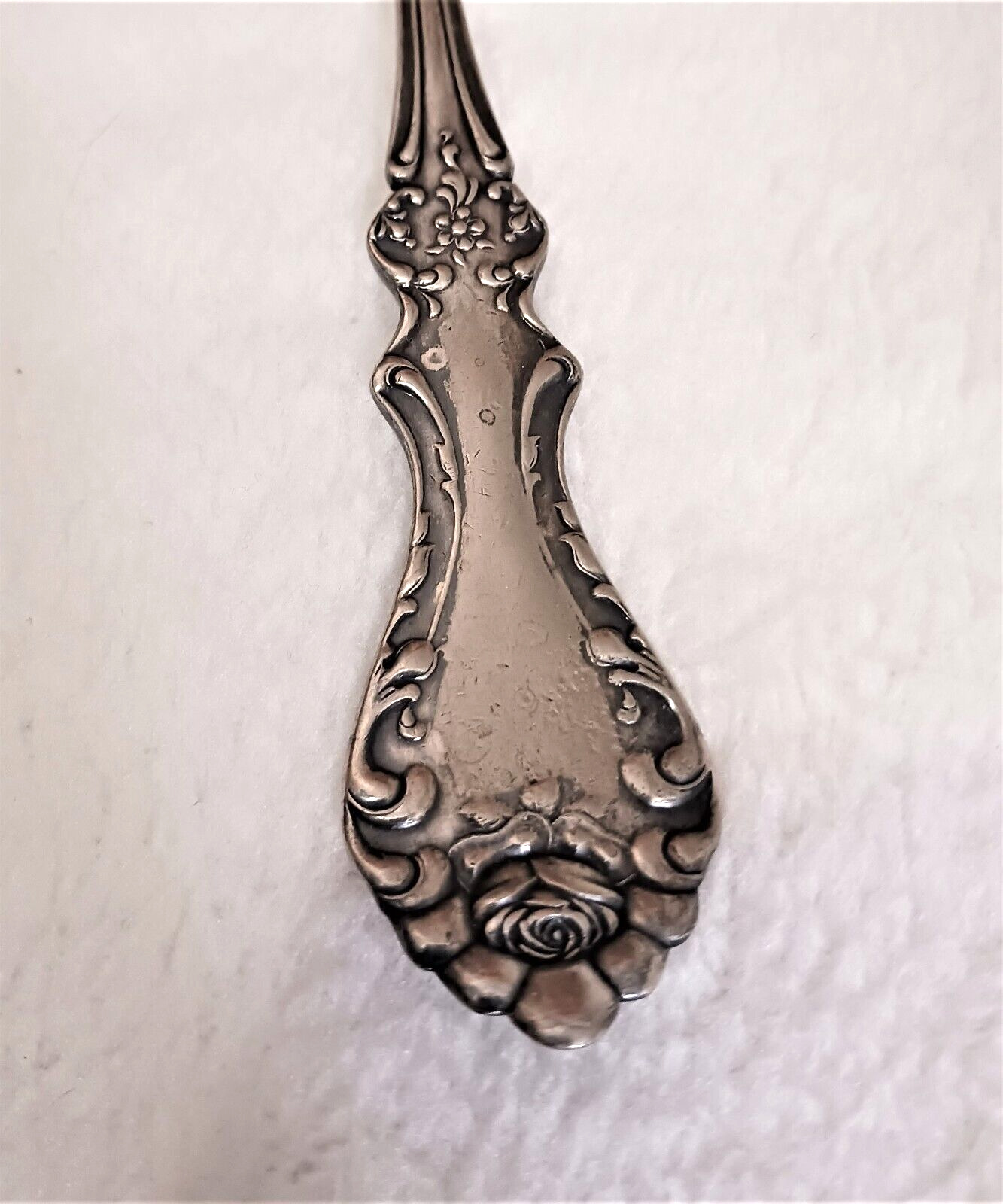 Paragon Tableware Rose Pattern Serving Meat Fork Triple Plate Silver 1900s