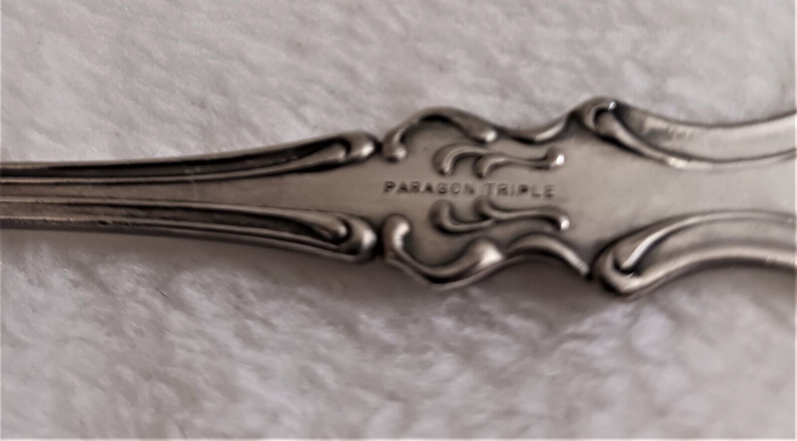 Paragon Tableware Rose Pattern Serving Meat Fork Triple Plate Silver 1900s