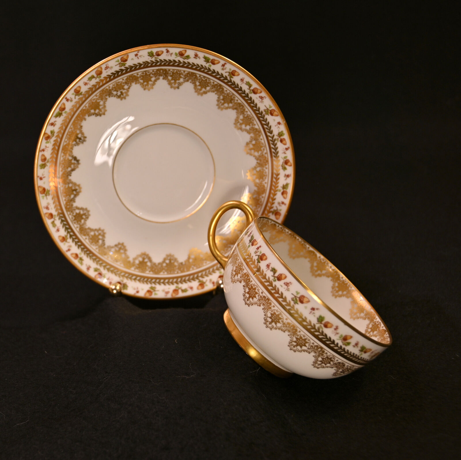 JPL Pouyat Limoges 4 Cups & Saucers Hand Painted Brown Acorns w/Gold 1900-1920