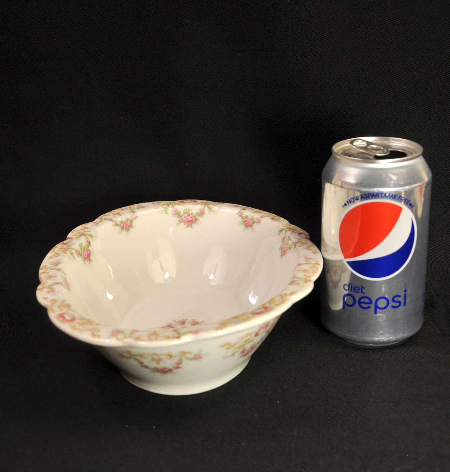 Limoges T&V 2 Oval 9" X 7" Vegetable Serving Bowls Pink Roses & Leaves 1900-1907