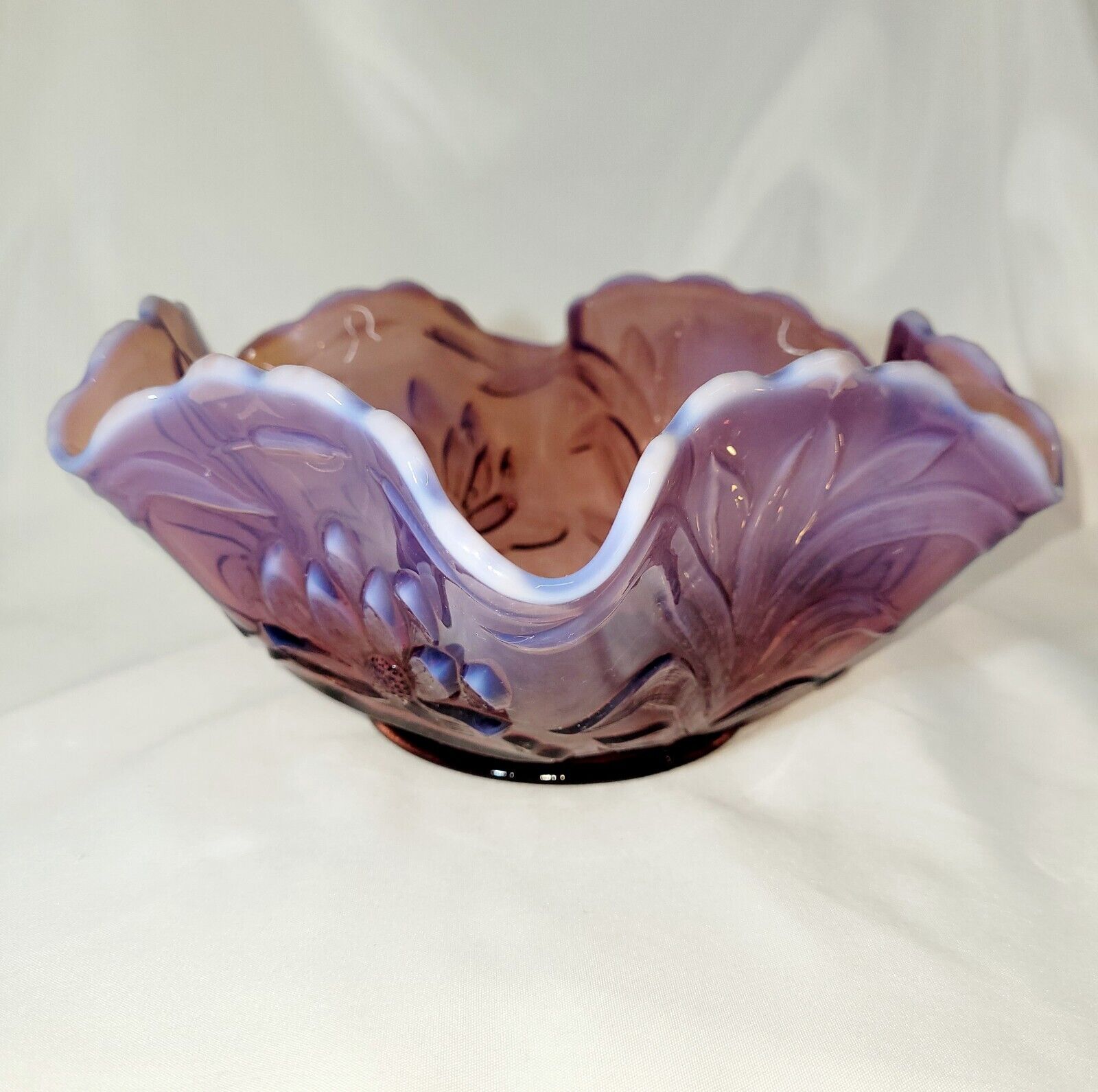 Victorian era Fenton Amethyst Opalescent Waterlily & Cattails Bowl