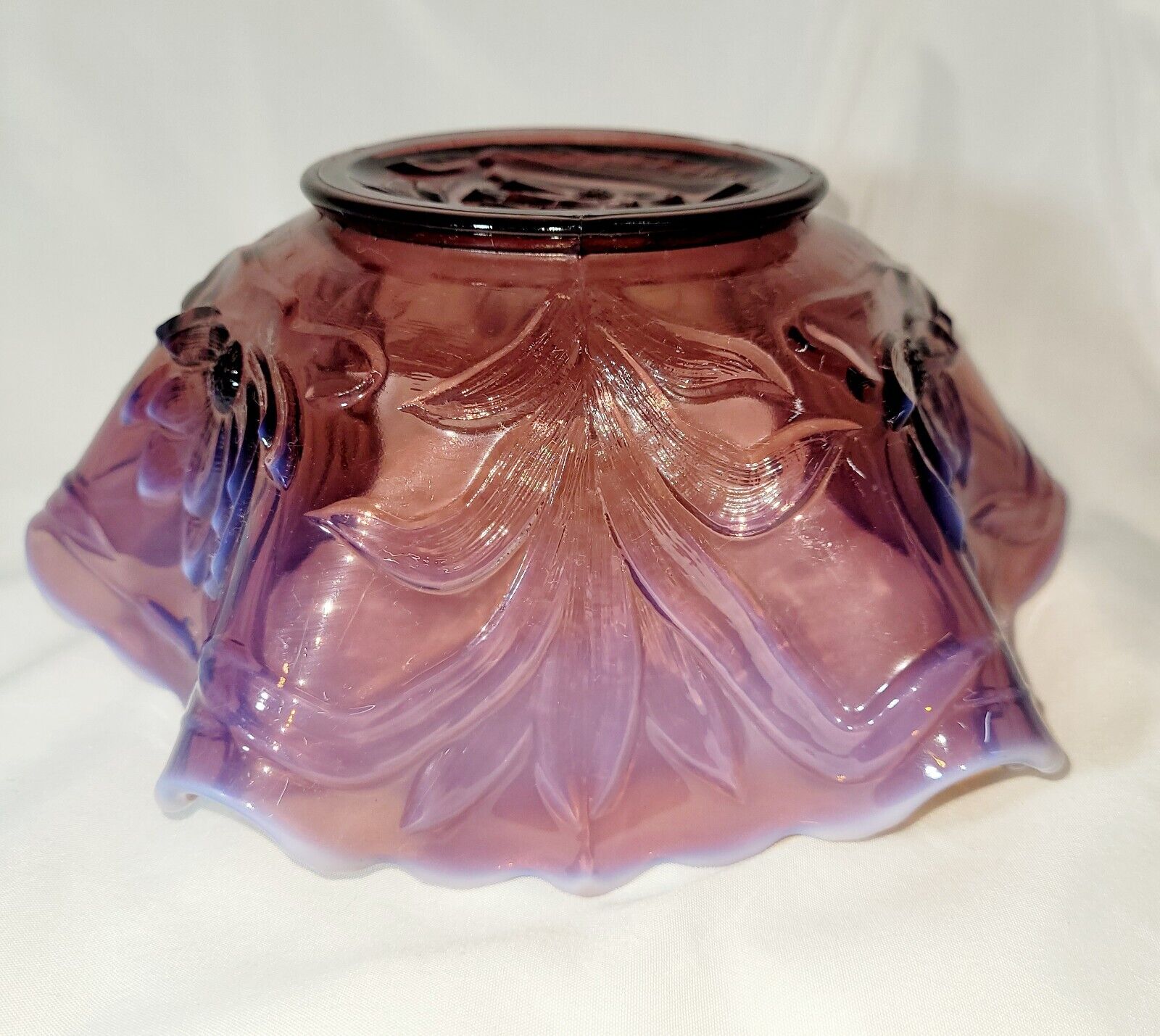 Victorian era Fenton Amethyst Opalescent Waterlily & Cattails Bowl