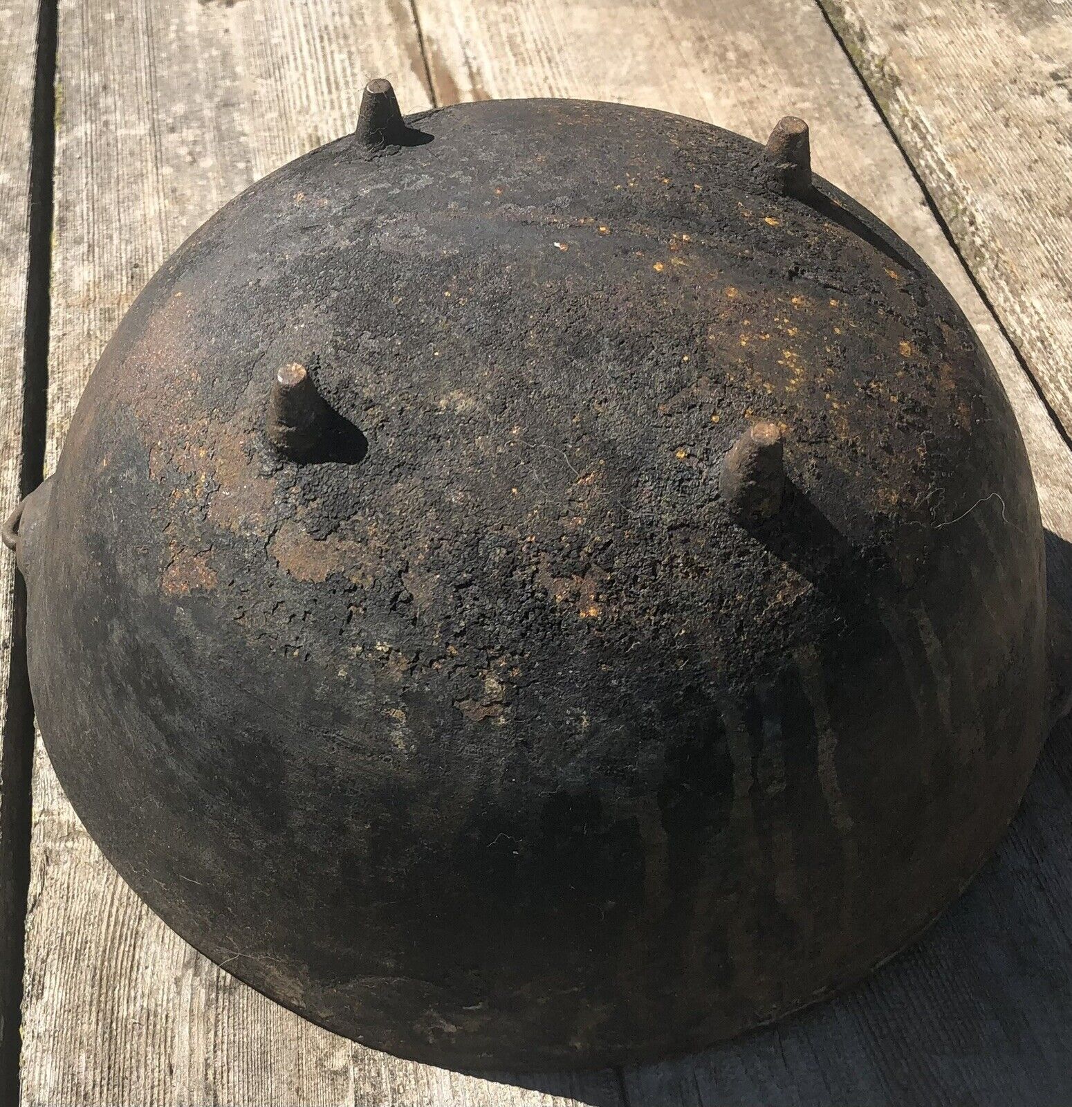 ANTIQUE 1800'S #3 CAST IRON BEAN POT W/ GATE MARK 4 LEGGED Bailed Handle Scotch