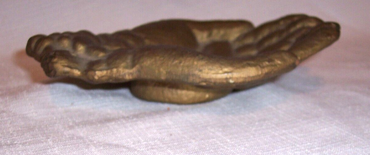 Vintage / Antique 1800'S HEAVY Cast Iron CUPPED HANDS 6 " X 4 1/2 " Soap Dish