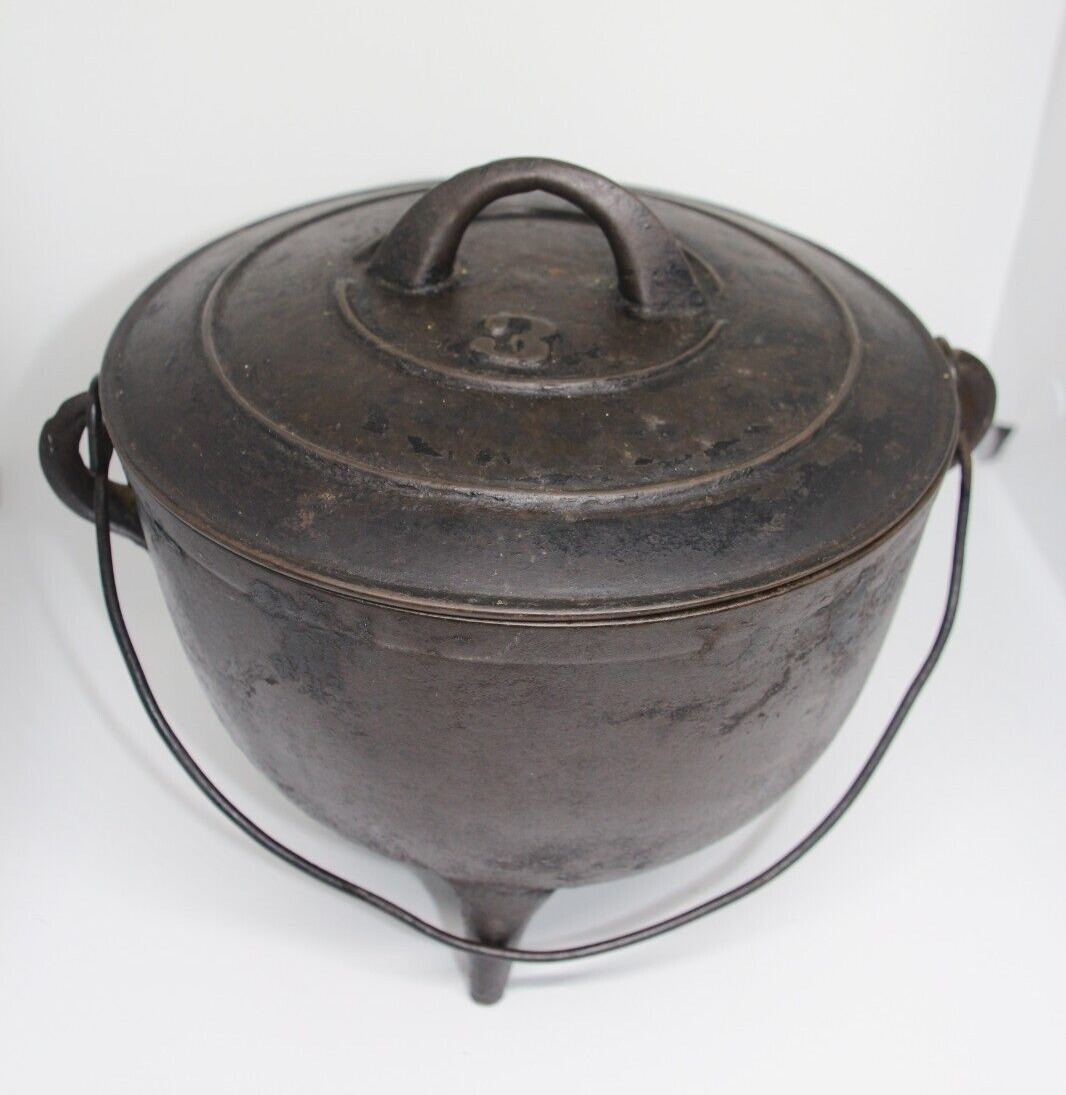 Antique 1800’s Fischer Leaf Co Louisville KY Cast Iron 3-foot Cook Pot with Lid