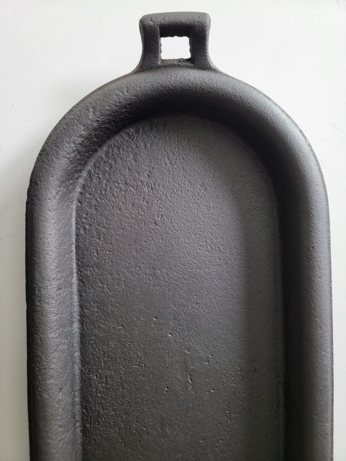 1800's Gate Marked Cast Iron Oval Griddle