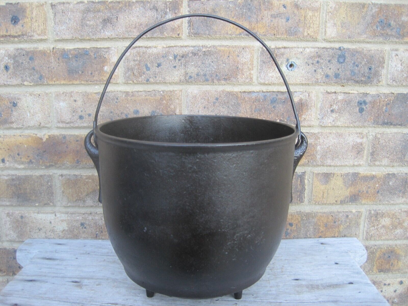 1800's #7 Size Cast Iron 3 Leg Bean Pot Kettle 9 1/2” Restored Peyote Drum NICE