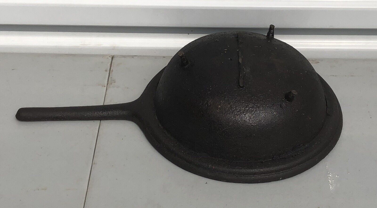 Antique 1800’s Cast Iron 3 Legged Long Handled Rimmed Spider Skillet Gate Mark