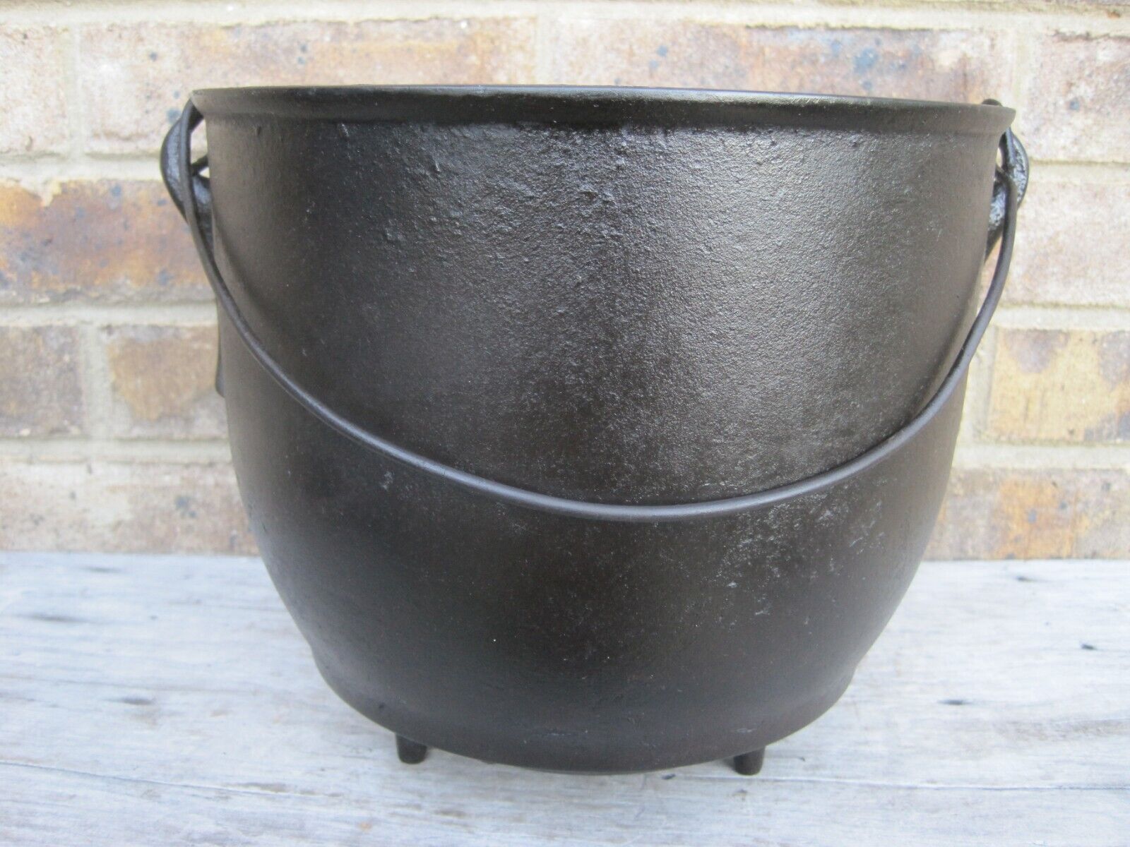 1800's #7 Size Cast Iron 3 Leg Bean Pot Kettle 9 1/2” Restored Peyote Drum NICE