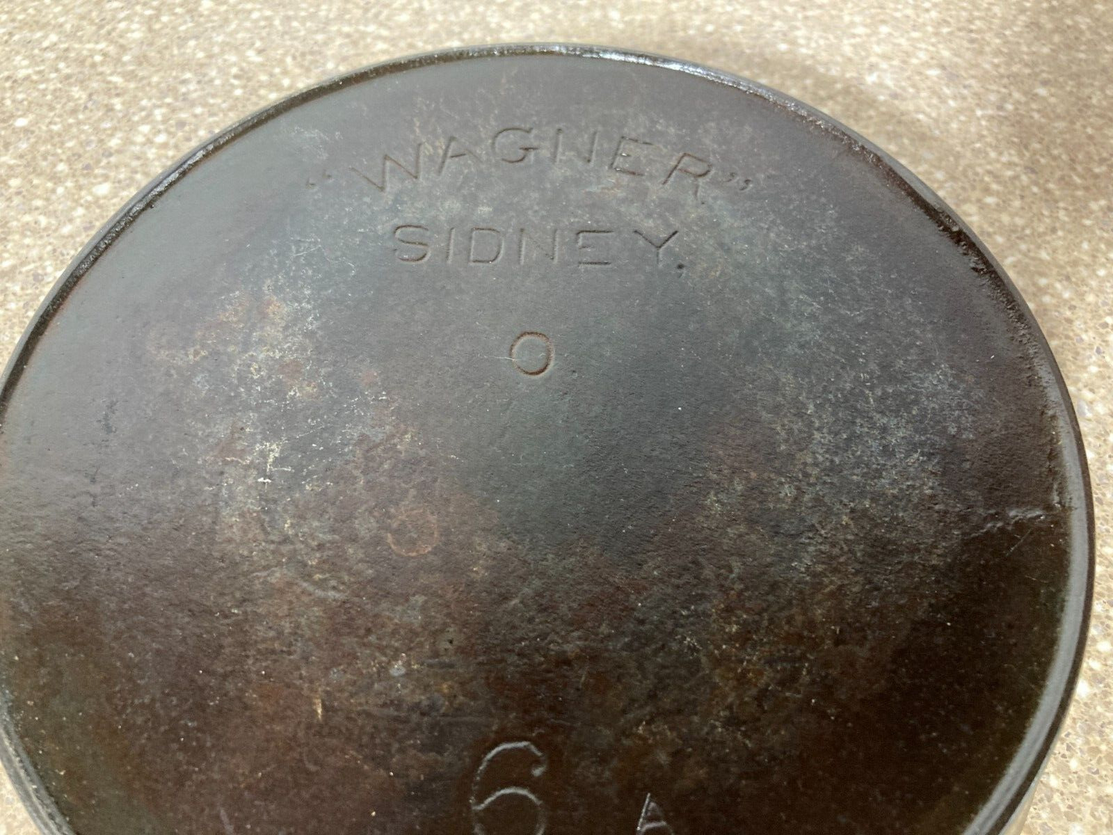 ANTIQUE WAGNER #6 CAST IRON SKILLET 1800’s  ARC LOGO  HEAT RING QUOTATION MARKS