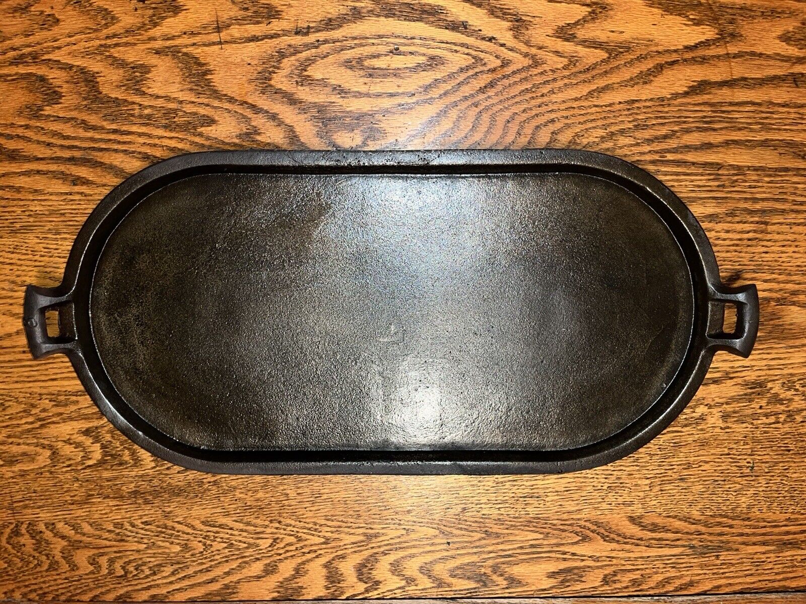 ANTIQUE “VY” 1800's OVAL GATE MARK #8 CAST IRON CAMPING GRIDDLE 22”