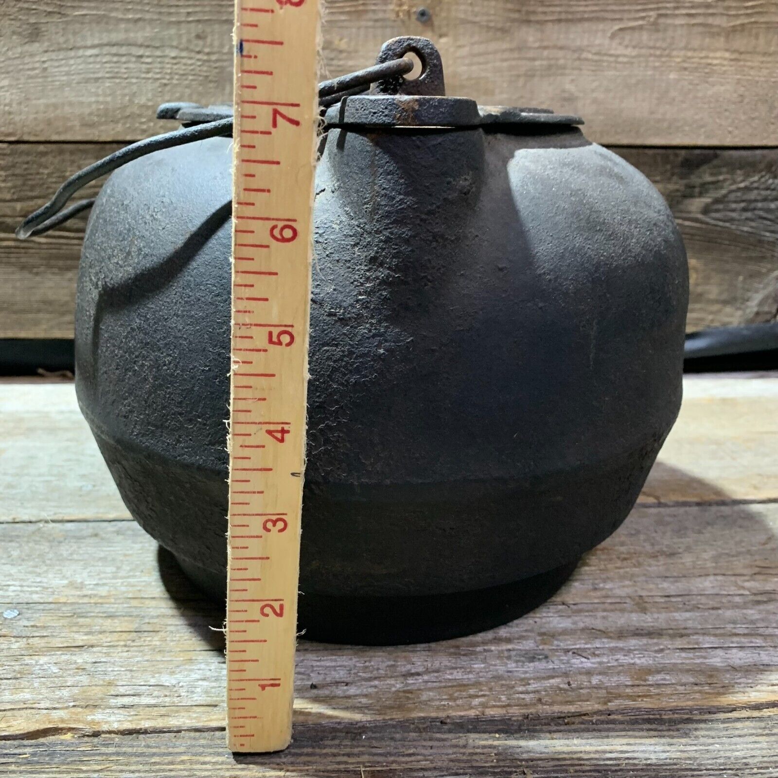 Antique 1800s Cast Iron, Tea Kettle, Swivel Lid
