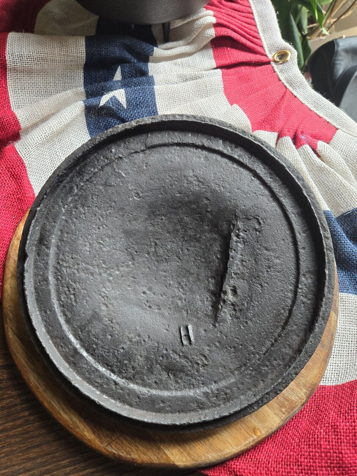 Unique 1800s Gatemarked Camp Oven Lid Fair Day & DeKlyne Foundry, Knoxville TN