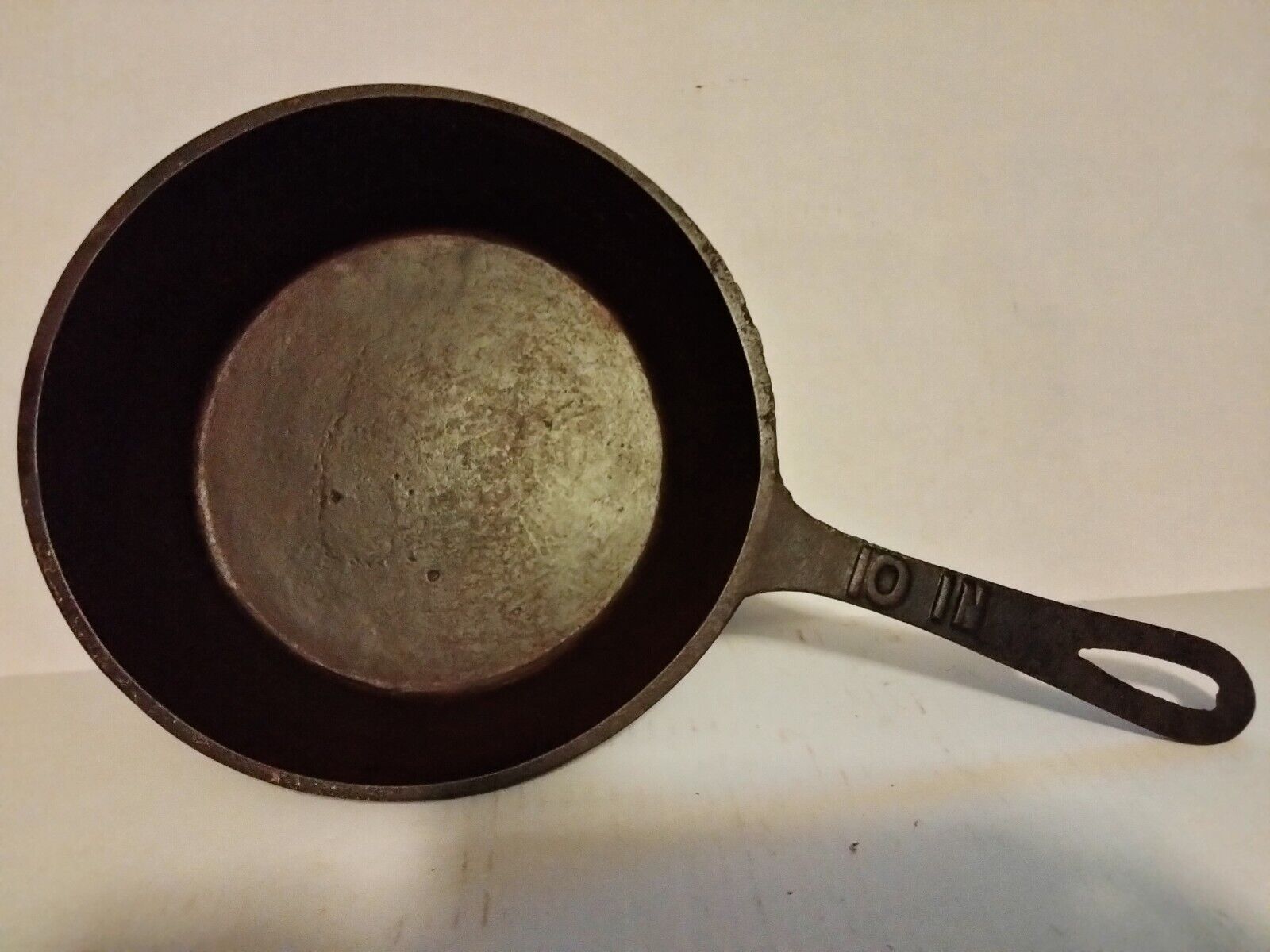  1800's Cast Iron Spider 10 IN  Chicken Fryer Camp Pot  Gate Mark 3 Legs HTF  