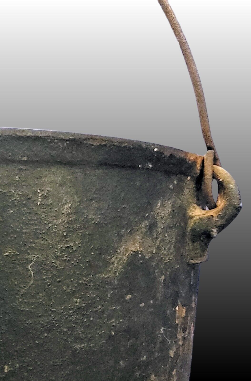 1800's 3-Leg Cast Iron Kettle Bean Pot (7KE)